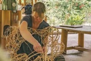 Dar es Salaam: Rattanveving med lokale håndverkere