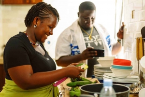 Dar es Salaam: Taste of Tanzania Cooking Class and Food Tour