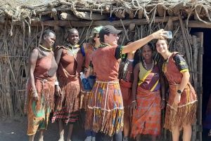 Dagtrip naar het Eyasimeer met Hadzabe en Datoga ...