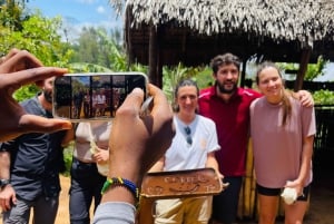 Excursión de 1 día a un pueblo masái, las cascadas de Materuni y un tour de café