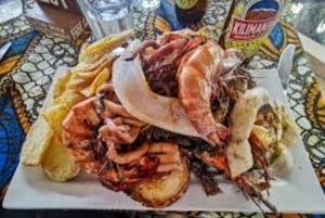 Viagem de 1 dia para o Rock Restaurant e relaxamento na praia de Mende