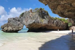 Viagem de 1 dia para o Rock Restaurant e relaxamento na praia de Mende