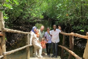 Excursión privada de un día Explorando la Naturaleza de Zanzíbar