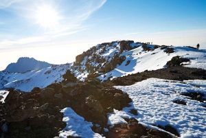 Из Аруши: 7-дневный маршрут Килиманджаро-Ронгай с гидом