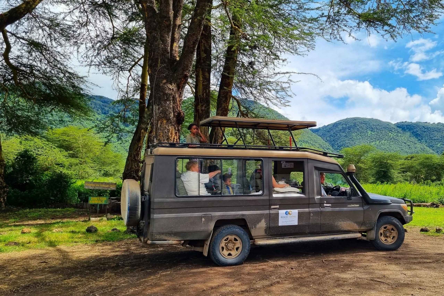 From Arusha : Canoeing Lake Duluti Tour with transfer