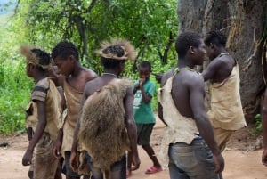 Arusha: Tour zum Lake Eyasi, zu den Dörfern der Datoga und Hadzabe