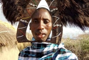 Desde Arusha: Tour de 2 días al lago Manyara y al cráter Ngorongoro
