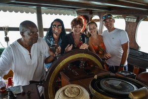 From Fumba: Zanzibar Dhow Cruise with Lunch and Snorkeling