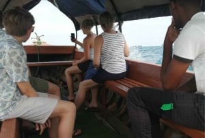 Merestä lautaselle: Zanzibarin merenelävät ja Nakupenda-hiekkasärkkä