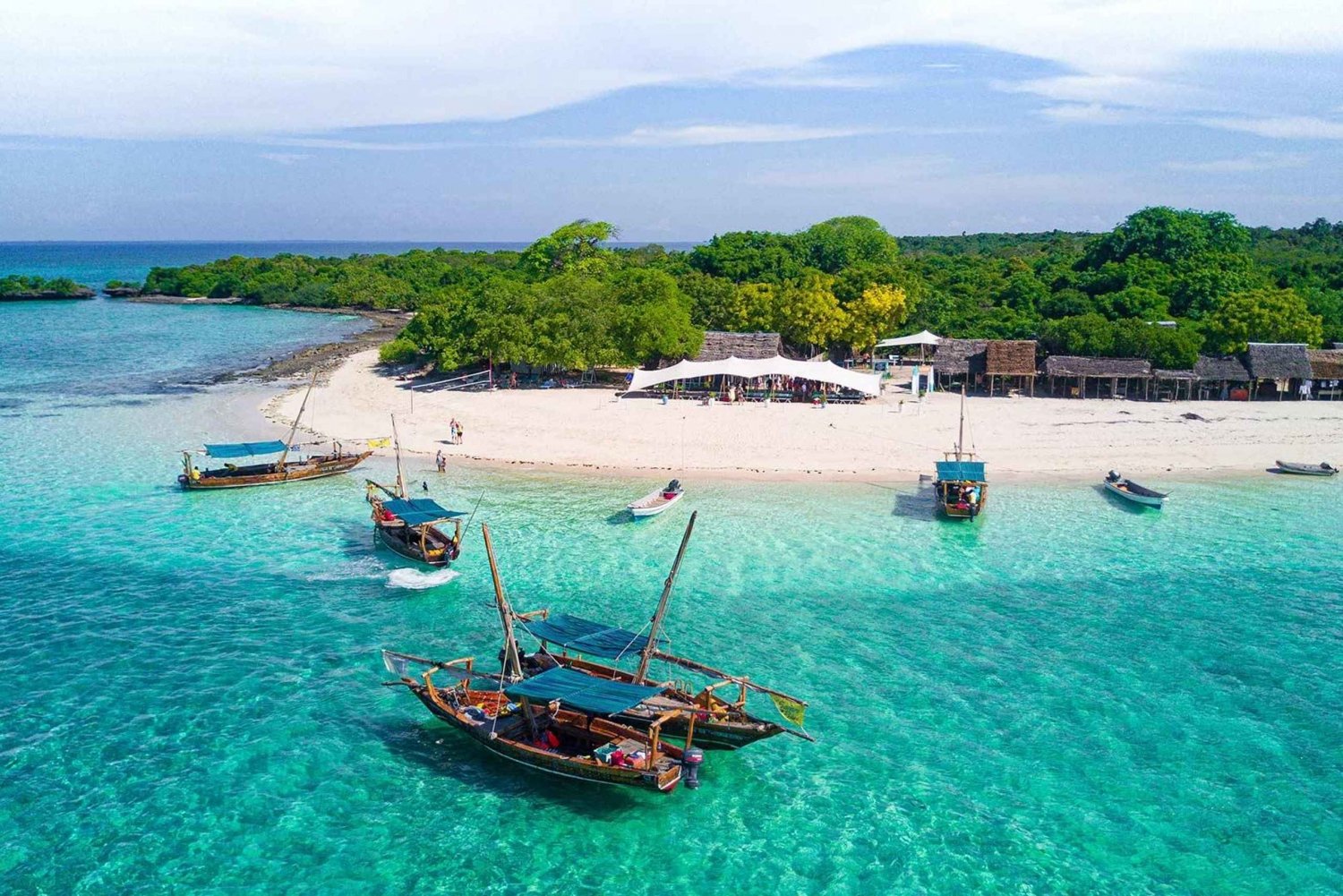 From Paje/Jambian: Safari Blue Snorkelling with Lunch