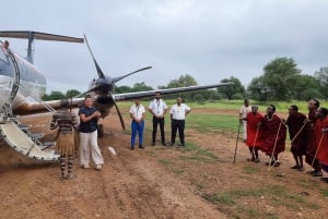 Zanzibarista: 3 päivän Selous-safarimatka lentoineen
