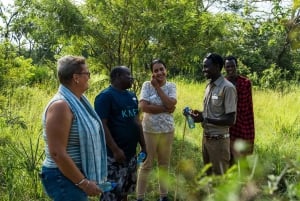 Zanzibarista: 3 päivän Selous-safarimatka lentoineen
