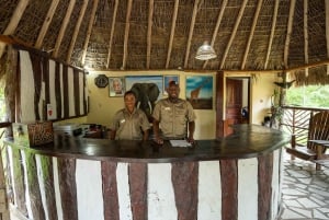 Zanzibarista: 3 päivän Selous-safarimatka lentoineen