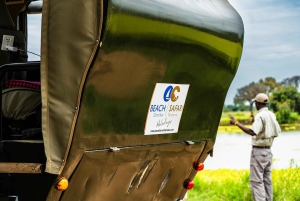 ザンジバル発：フライトとランチ付きの最高の一日サファリ ミクミ