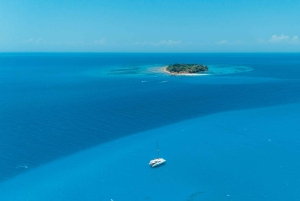 Da Zanzibar: escursione in yacht di mezza giornata