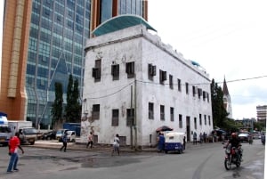 Visite d'une jounée complète de la ville de Dar es Salaam, hors circuit touristique