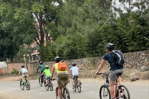 Excursión guiada en bicicleta de montaña por el pueblo de Arusha