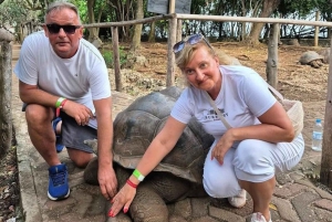 La forêt de Jozani, la plage de Nakupenda et l'île-prison, avec déjeuner