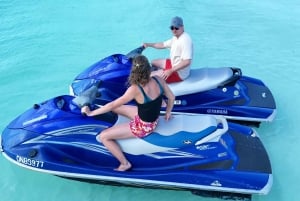 ケンドワビーチでジェットスキー体験をお楽しみください