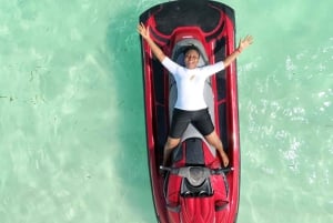 ケンドワビーチでジェットスキー体験をお楽しみください