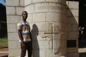 キゴマ：ドクター・リビングストン記念館を含む市内観光