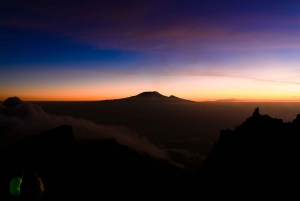 Kilimanjaro: Machame route 6 days Most popular 95% success