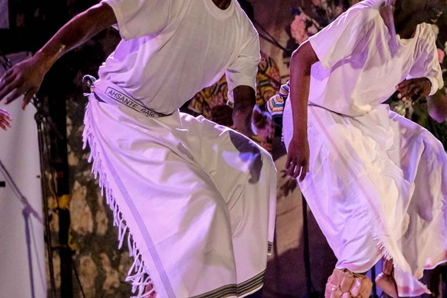 Kojani-øya: Shobe-danseverksted og -forestilling