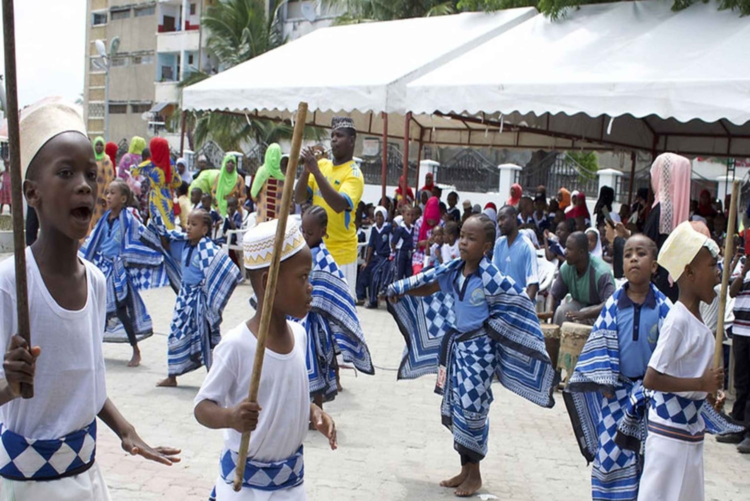 Kojani-øya: Shobe-danseverksted og -forestilling