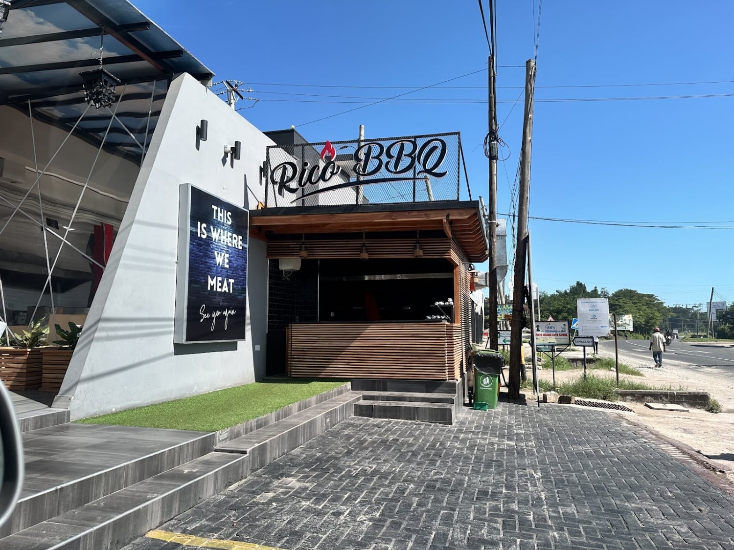 Kukurico Restaurant, Mikocheni
