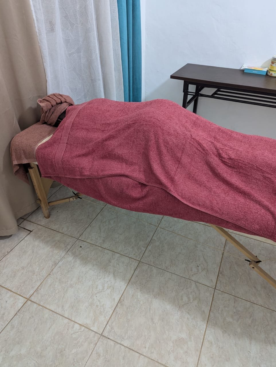 B.Reflection Spa And Salon