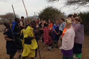Aventura cultural Maasai boma com almoço e bebidas