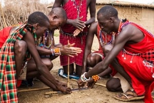 Besøg i Maasai-landsby og Chemka Hot Springs med varm frokost