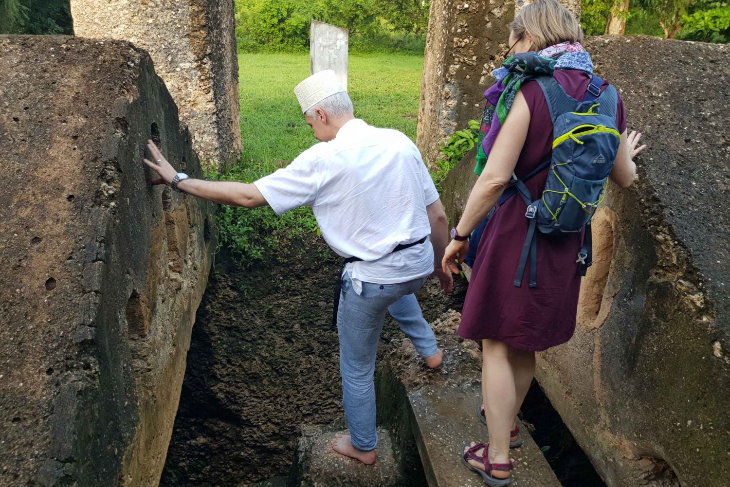 Zanzibar Mangapwani Slave Chambers and Cave Walking Tour in Tanzania