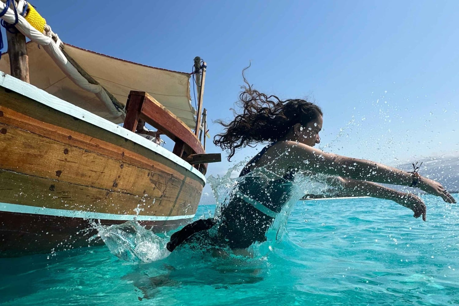 Matemwe: Passeio de barco para ver golfinhos e fazer snorkeling na Ilha Mnemba