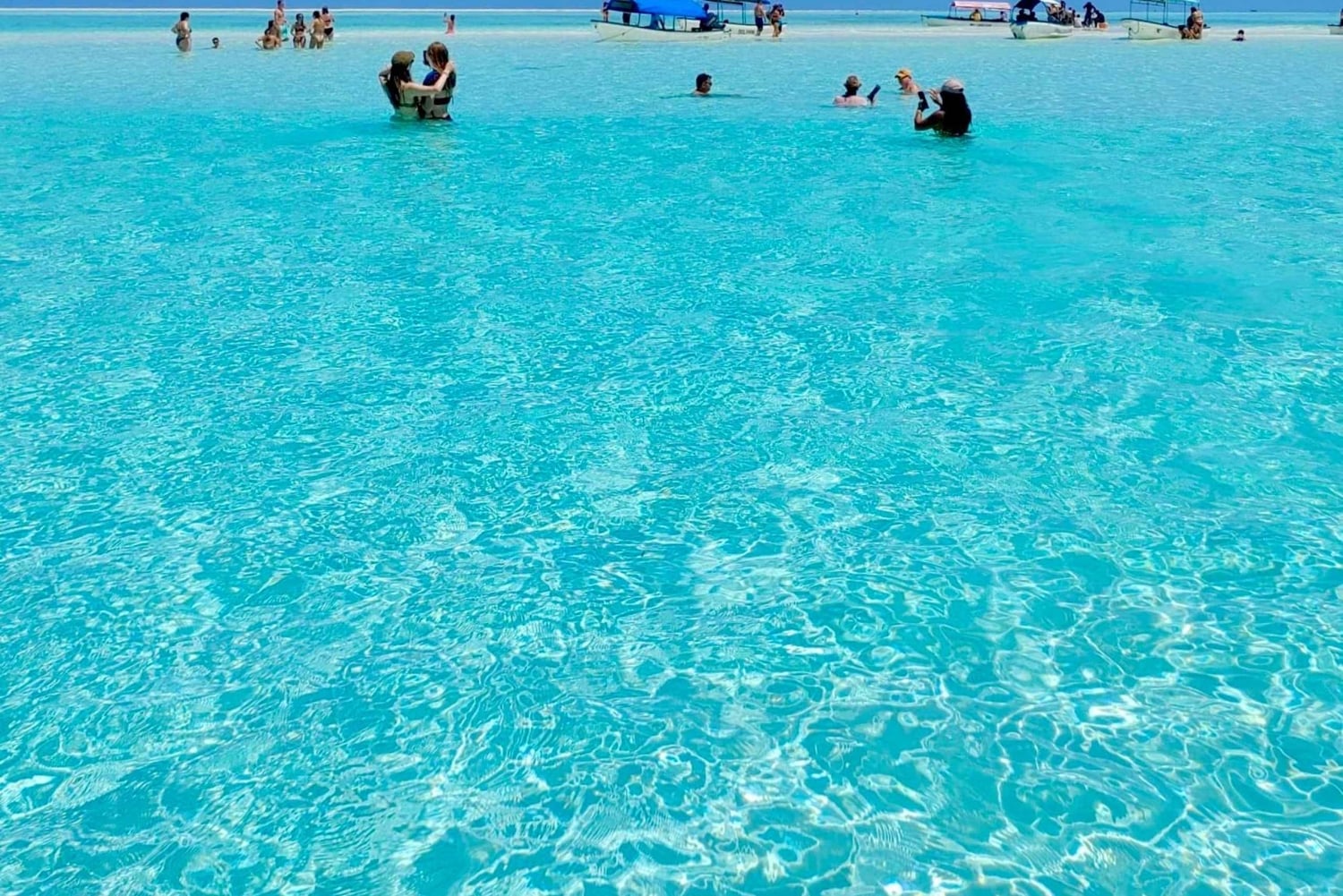Matemwe: Passeio de barco para ver golfinhos e fazer snorkeling na Ilha Mnemba