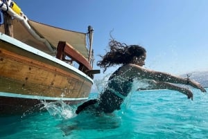 Matemwe: Passeio de barco para ver golfinhos e fazer snorkeling na Ilha Mnemba