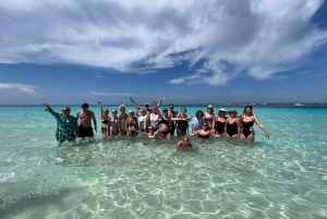 Mnemba z północy i wschodu pół dnia