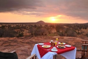 Mombasa: 3 dagar 2 nätter Tsavo East and West Private Safari.