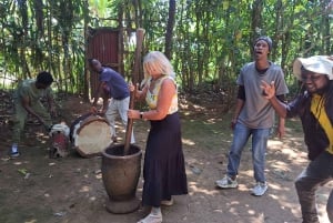 Moshi: Noche en la aldea Chagga con opciones para el segundo día