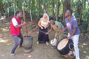 Moshi: Noche en la aldea Chagga con opciones para el segundo día