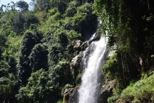 Moshi: Noche en la aldea Chagga con opciones para el segundo día