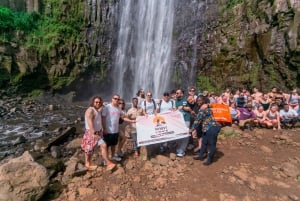Moshi: Cachoeiras Marangu, Cavernas Chagga e passeio pela vila