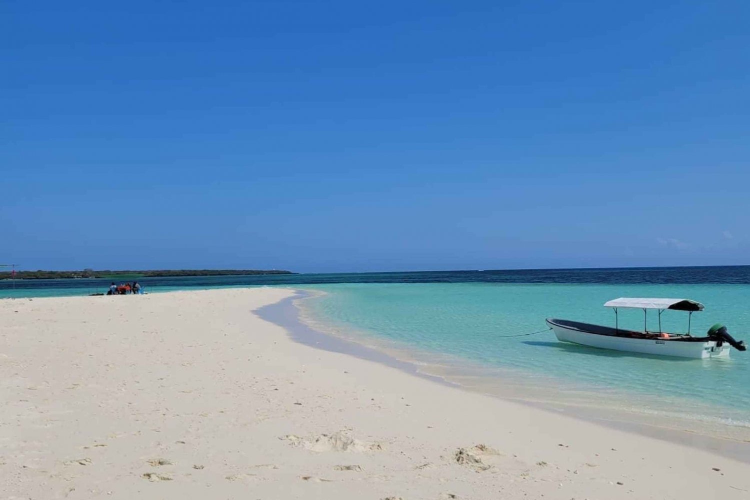 Nakupenda sandbank and stone town