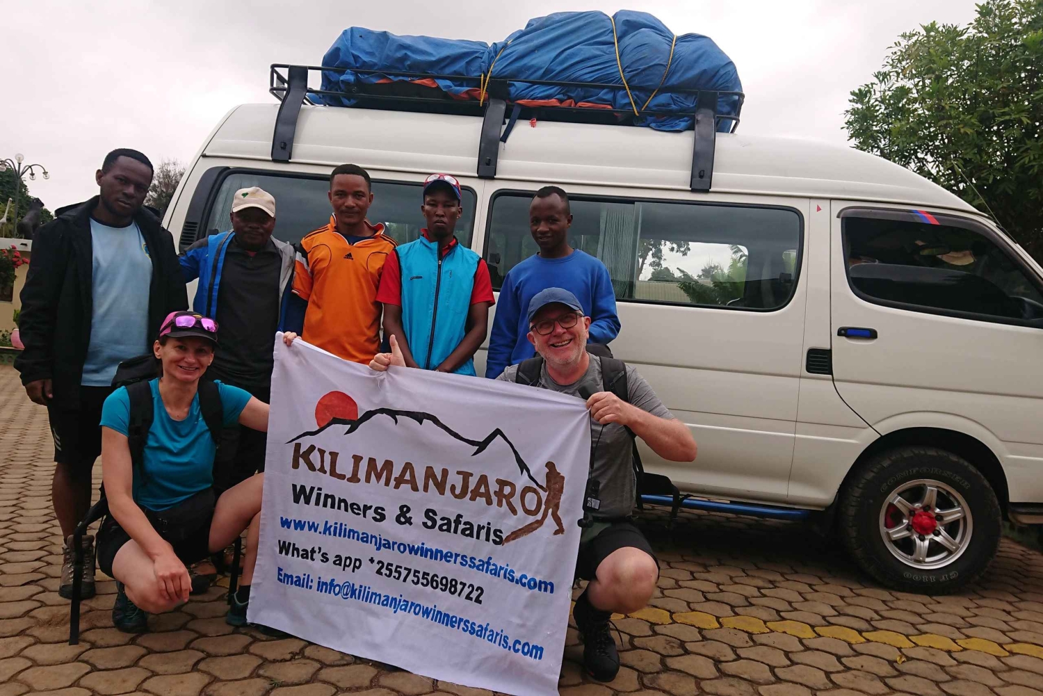 ンゴロンゴロのクレーターへの1日旅行（フルゲームドライブ）