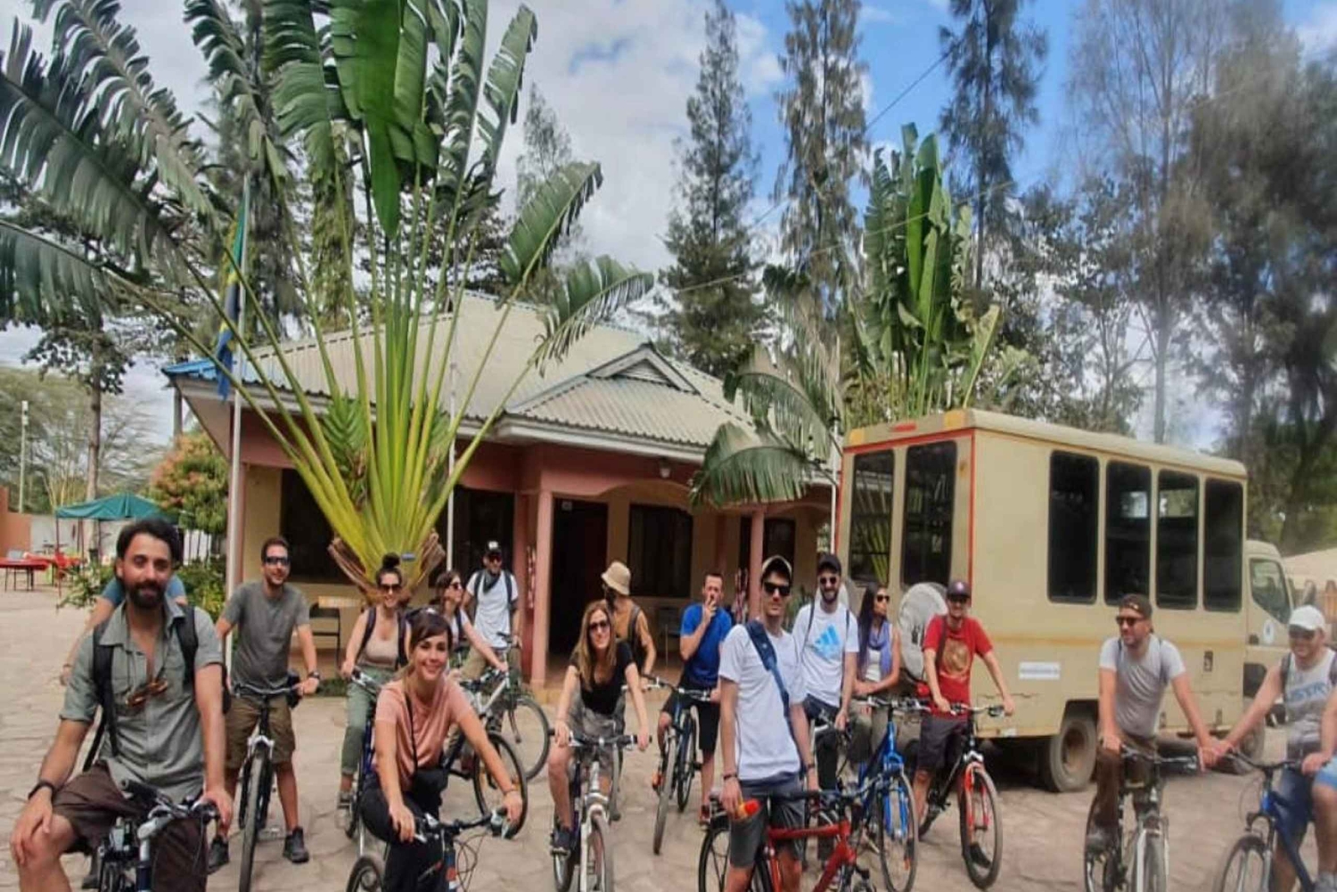 Explora Ngorongoro e Manyara com ciclismo