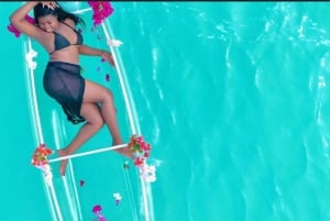 NUNGWIN RANTA; LÄPINÄKYVÄ KIRKAS KAJAKKI