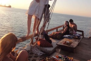 Тюремный остров, песчаная отмель Накупенда и Каменный город: пешая экскурсия