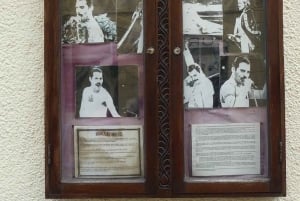 Vanha orjamarkkinat, anglikaaninen katedraali ja Freddie Mercuryn talo