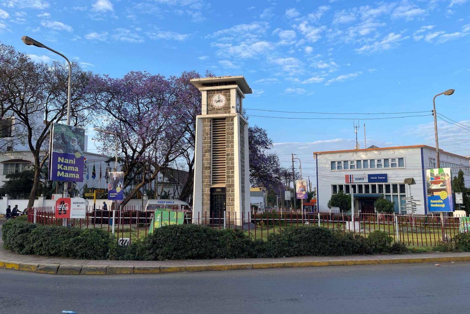 Arusha: Opastettu kiertoajelu, jossa on hotellin nouto ja kyyditseminen