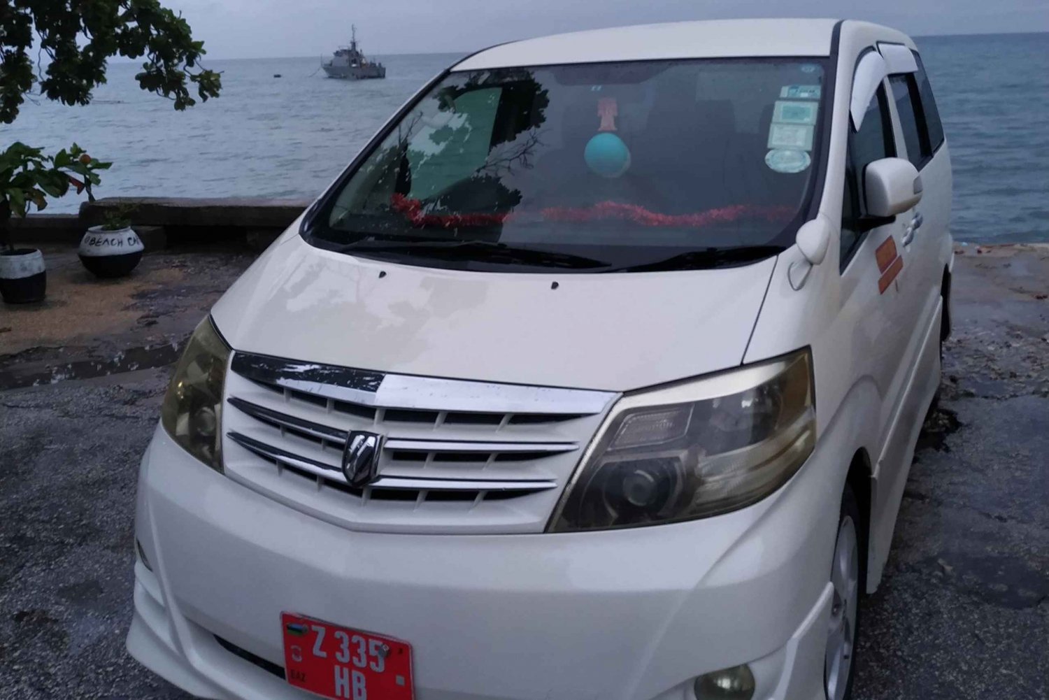 Paje: Private Transfer to Stone Town or Airport